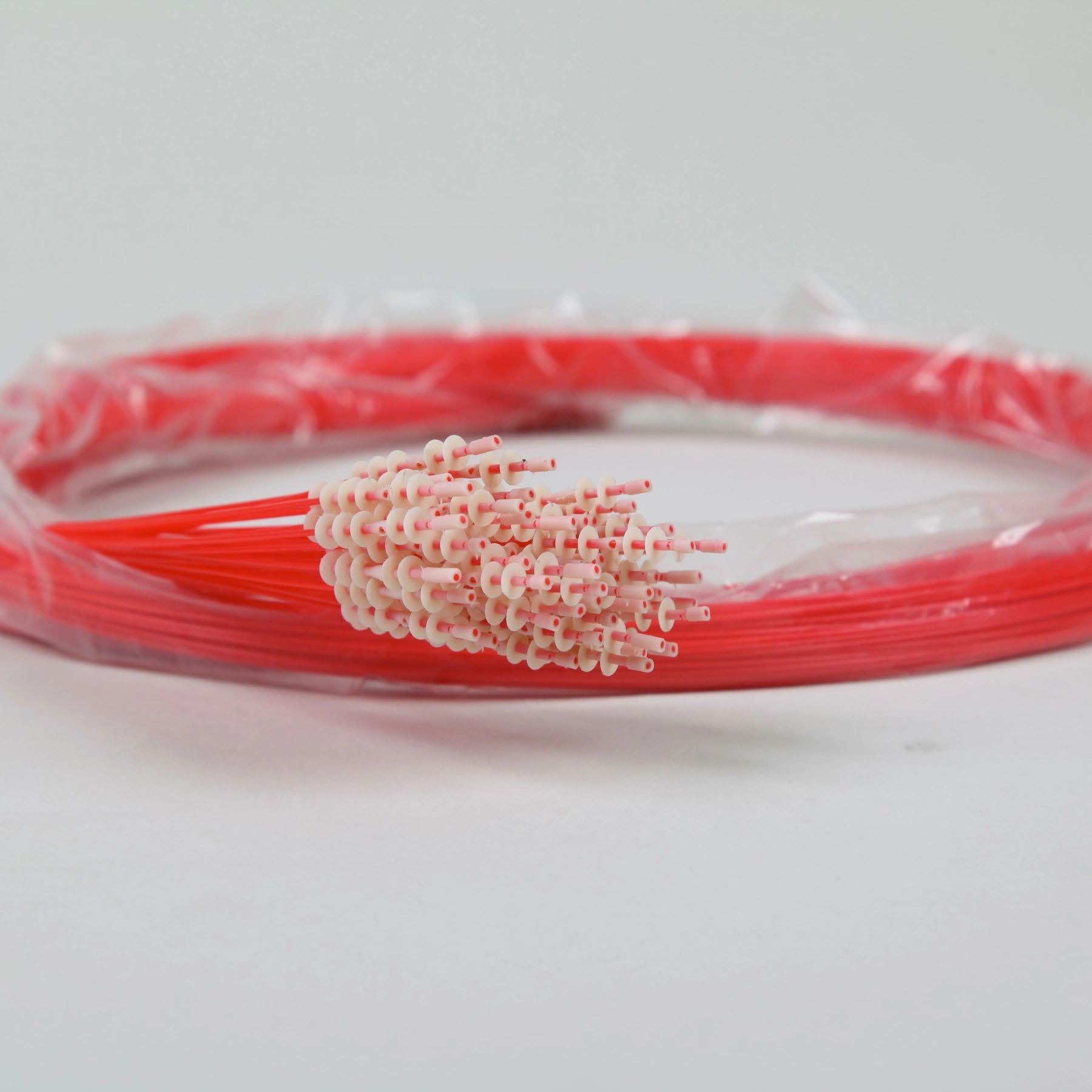 Pull Thru Red Brush 220cm for 2.8-5.0mm Channels - Box of 240