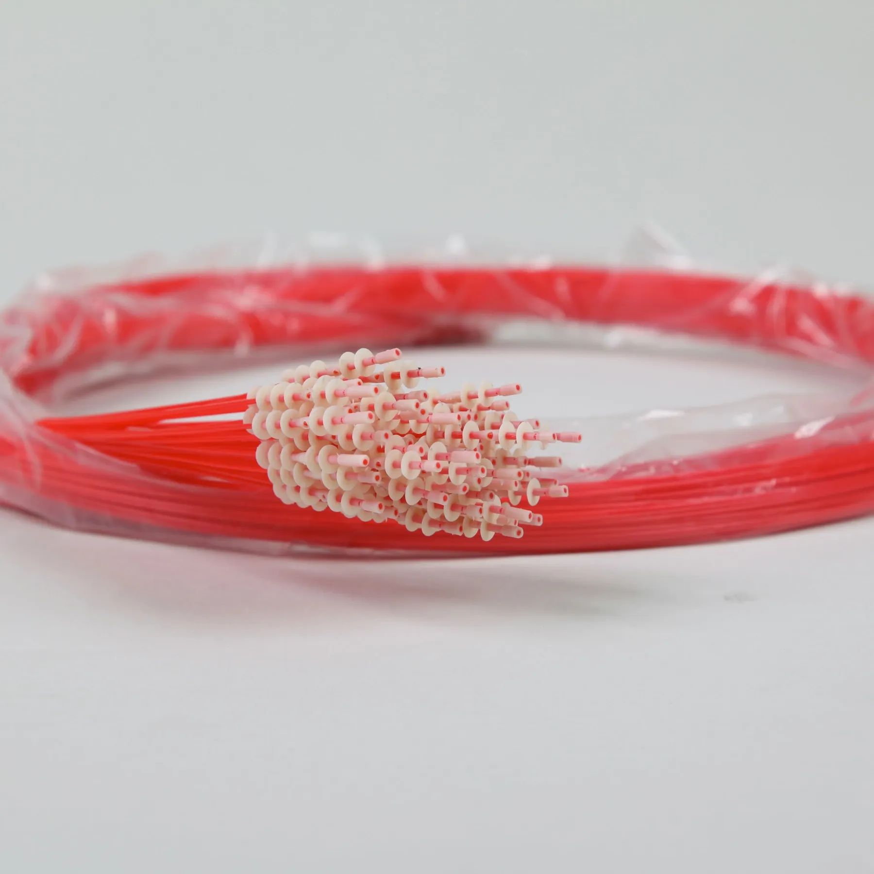 Pull Thru Red Brush 220cm for for 2.8-5.0mm Channels - Box of 180